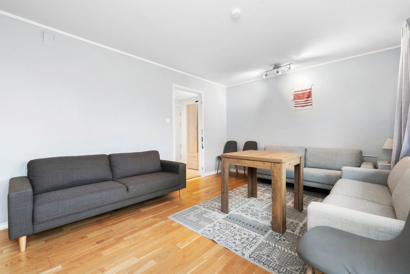 Stue mot entré Galleribilde