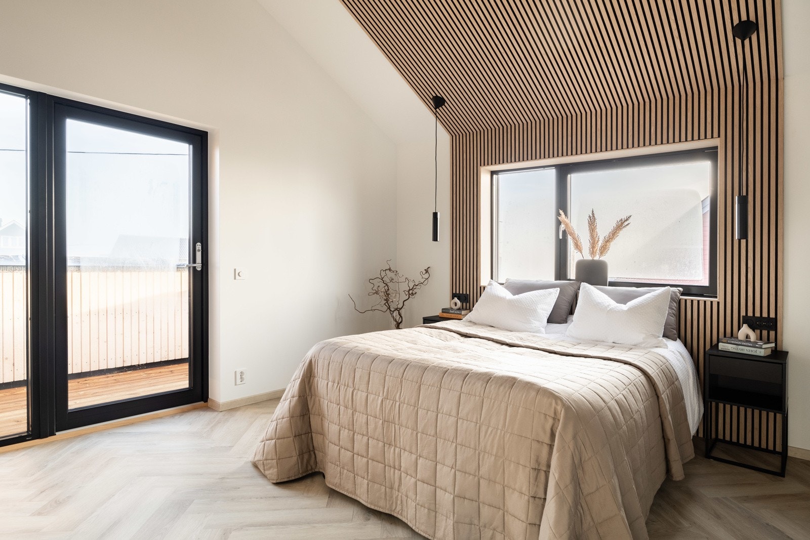 Tilkomst fra hoved soverom til balkong. Galleribilde