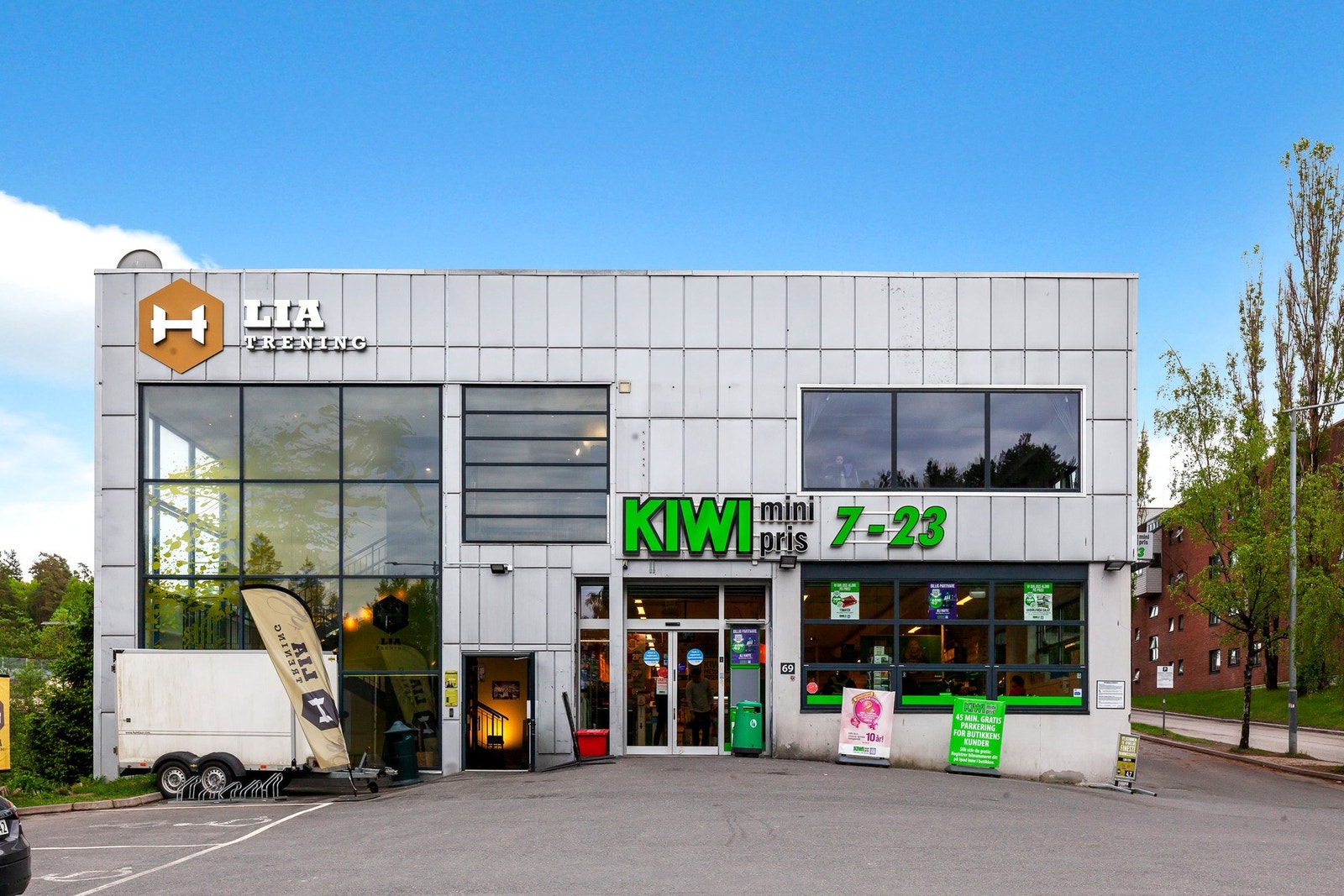 Lia Gym og Kiwi er også på torget Galleribilde