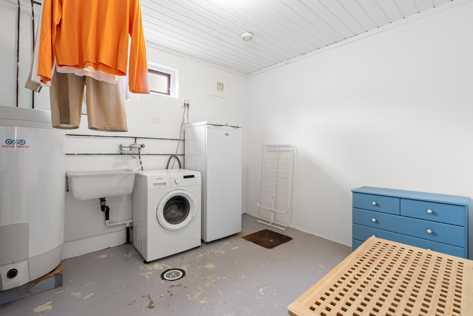 Romslig vaskerom Galleribilde