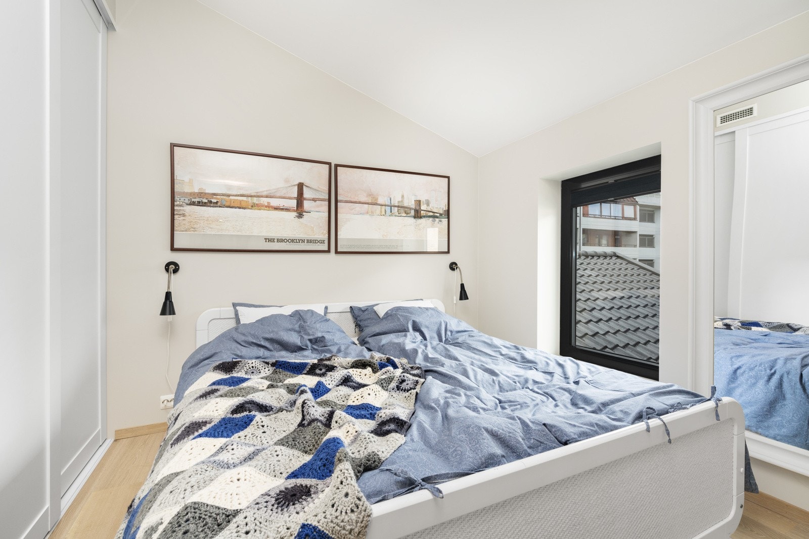 Soverom i ny del Galleribilde