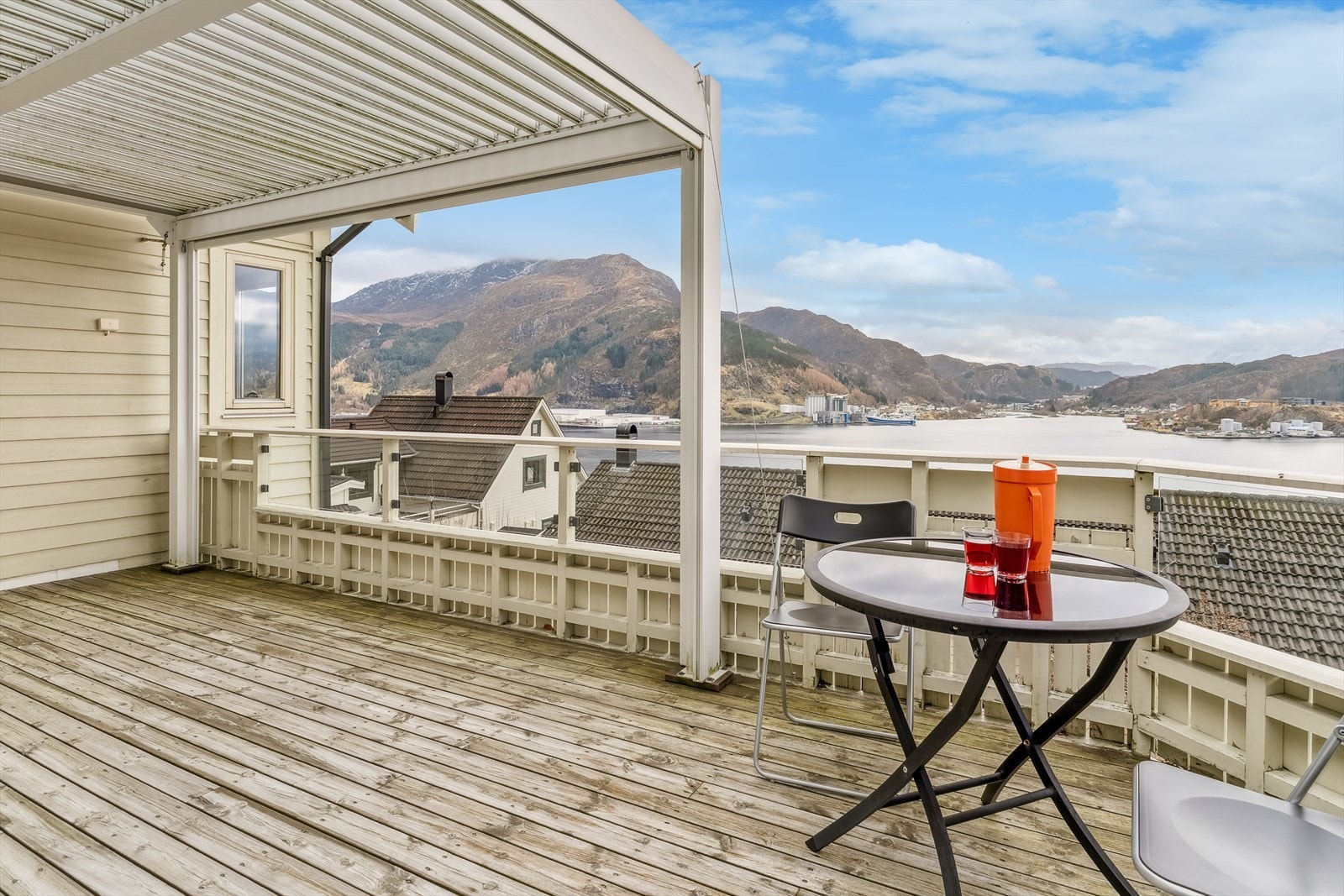 Den perfekte staden å nyte grillsesongen og middagar utandørs, eller berre for ein avslappande ettermiddagskaffi. Galleribilde