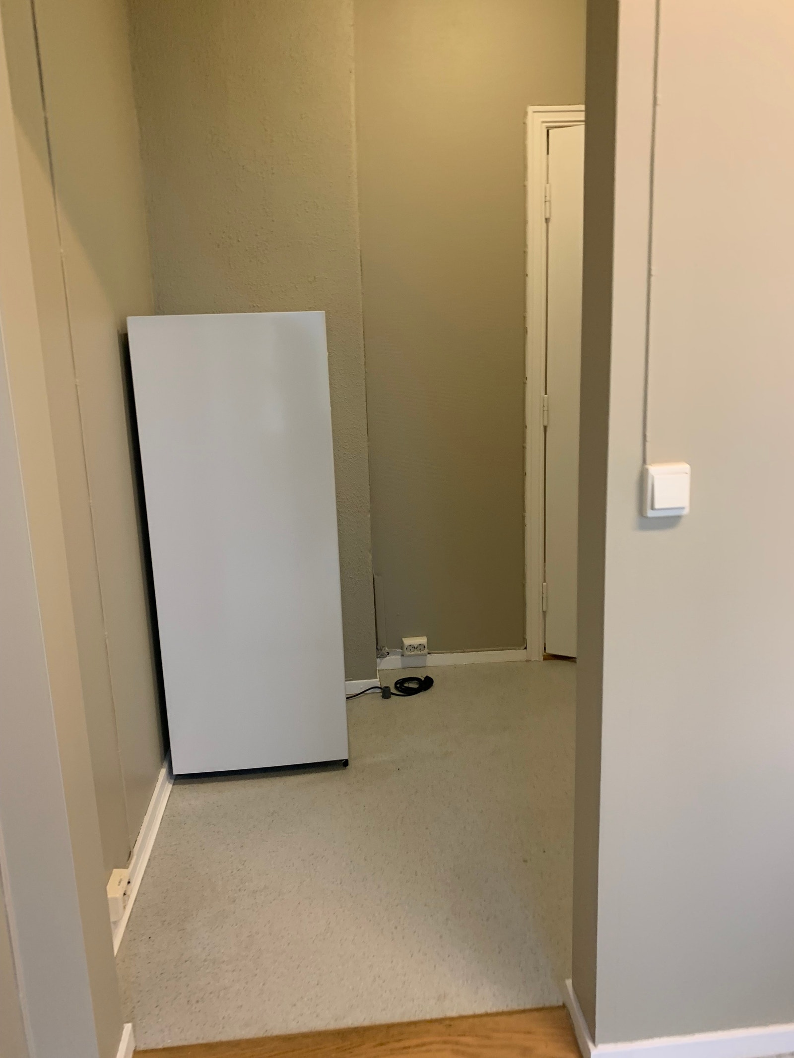 Hybel B4. Eget kjøleskap på hybelen. Galleribilde