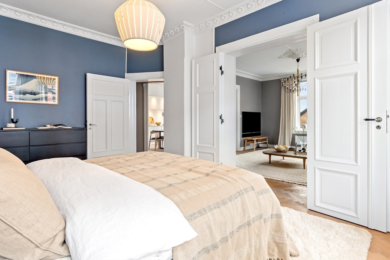 Det er god plass til å montere ytterligere garderobe om ønskelig. Galleribilde