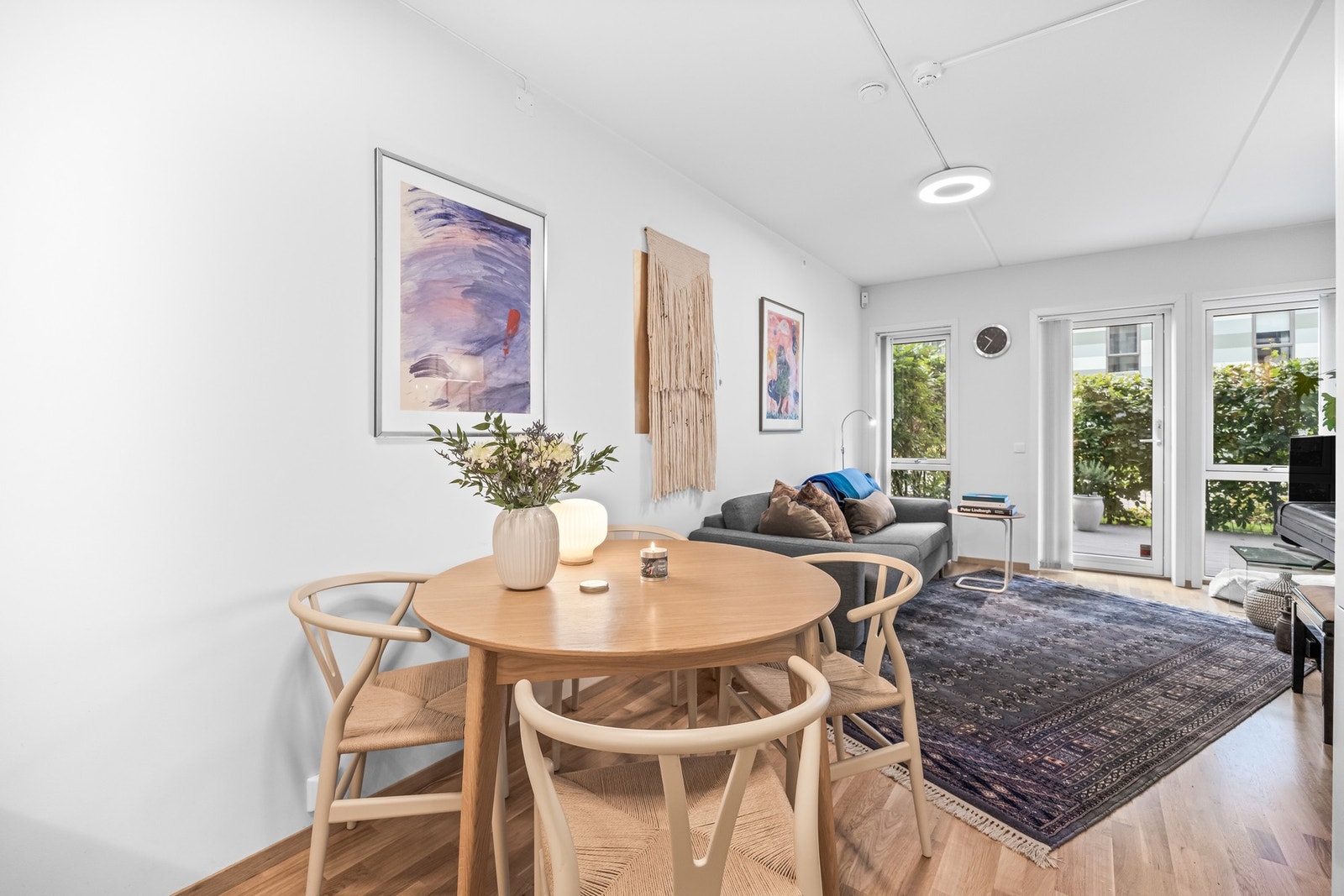 En meget velholdt, lettstelt og godt planløst leilighet som bør oppleves. Galleribilde