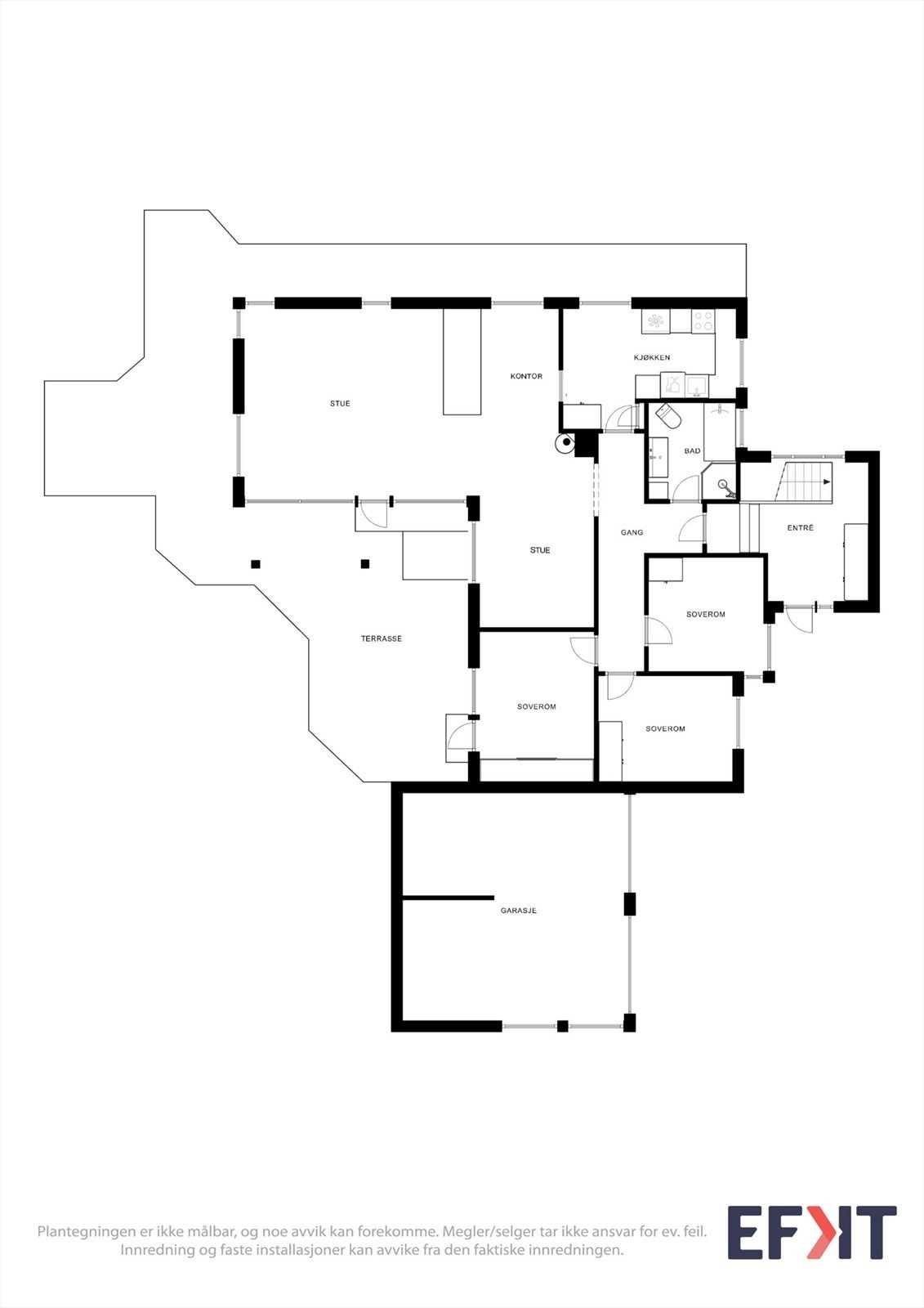 Plantegningen for første etasje viser en god planløsning med tre soverom, bad, kjøkken og romslige stuer. Galleribilde