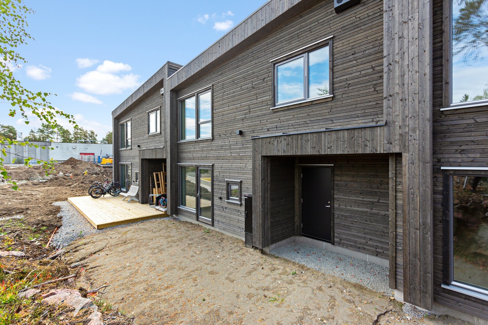 Uteplass. Galleribilde