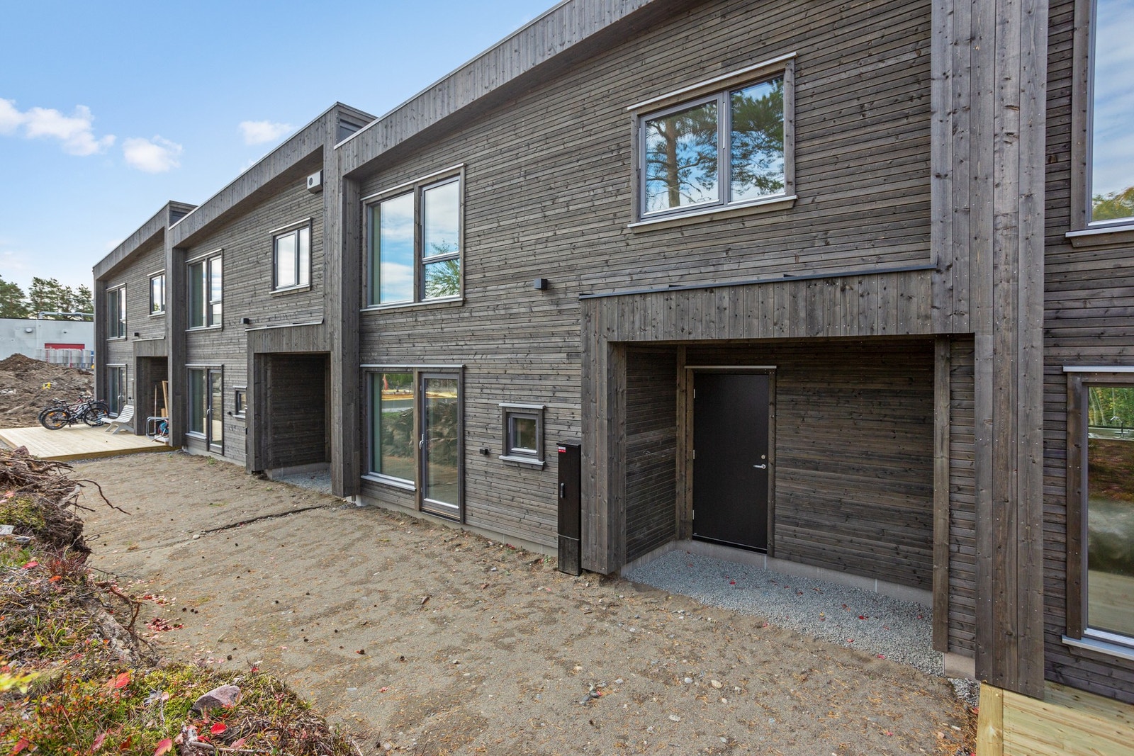 Uteplass. Galleribilde