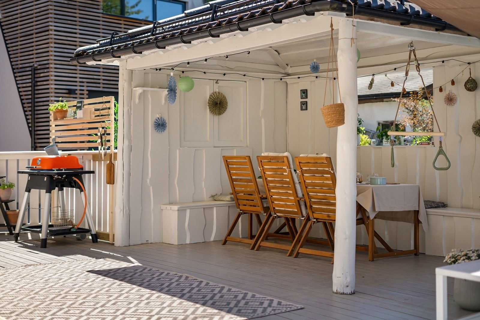 "Cabana" med plass til familie og gode venner til et bedre måltid Galleribilde