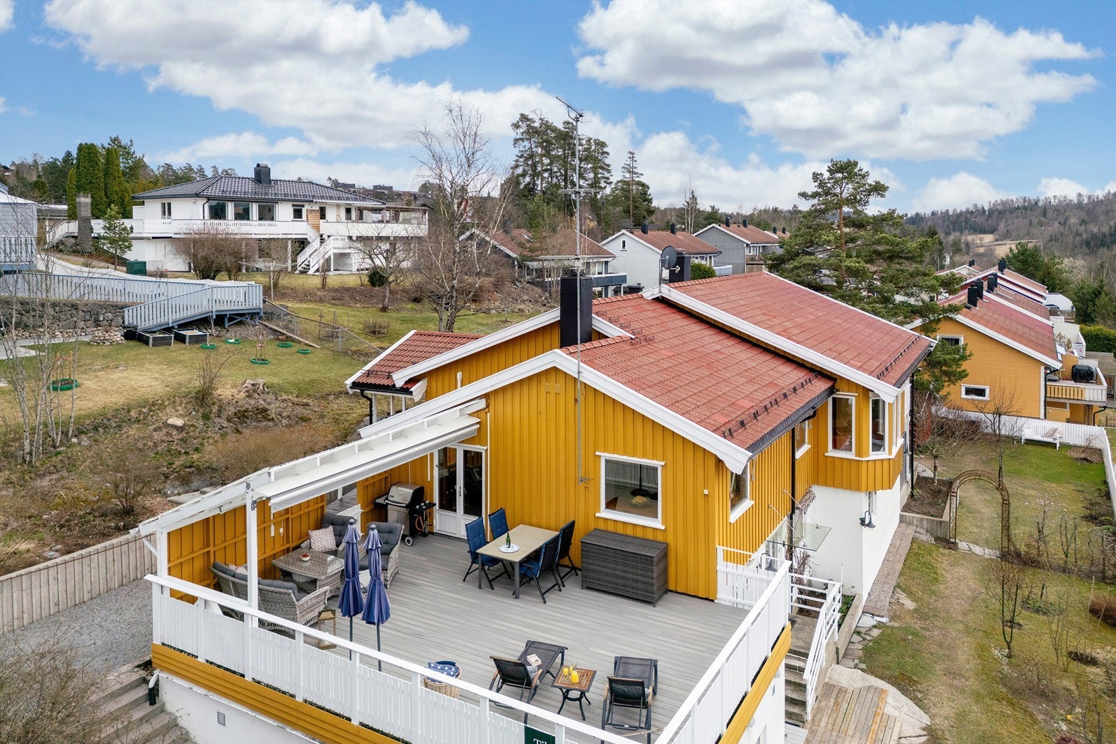 Stor familiebolig med meget barnevennlig beliggenhet Galleribilde