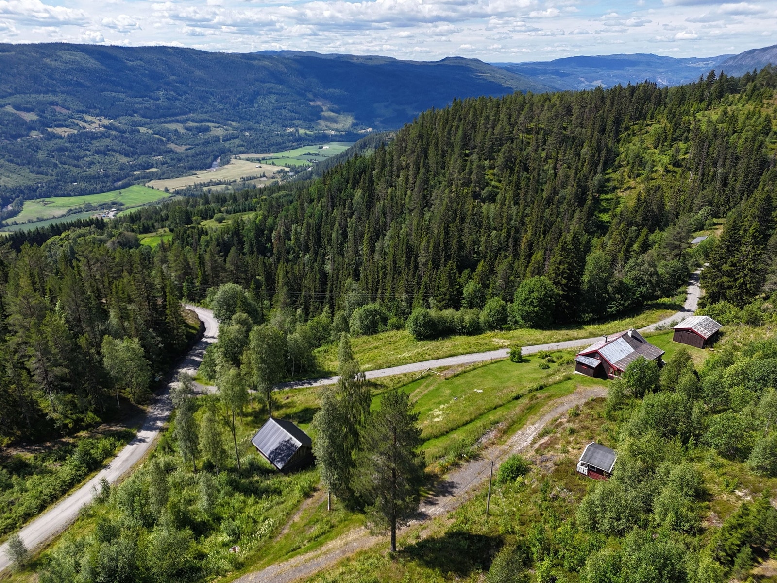 Bilde av tun, sett fra nordøst. Galleribilde