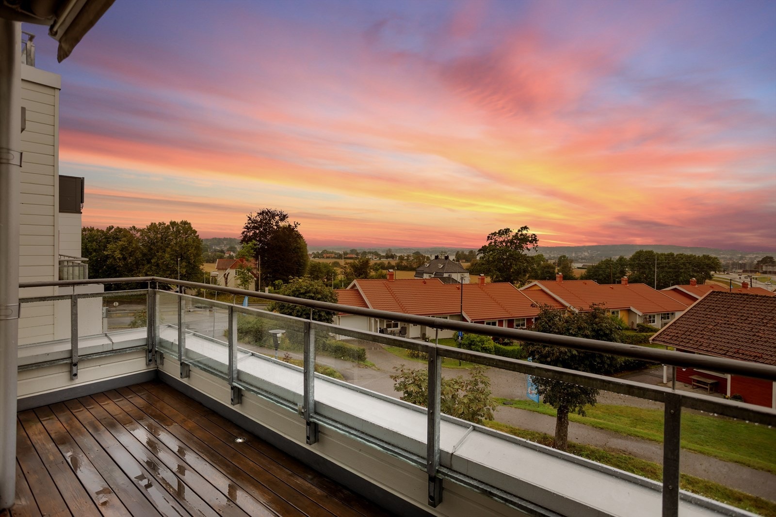 Leiligheten har en flott terrasse ca. 11 m² Galleribilde
