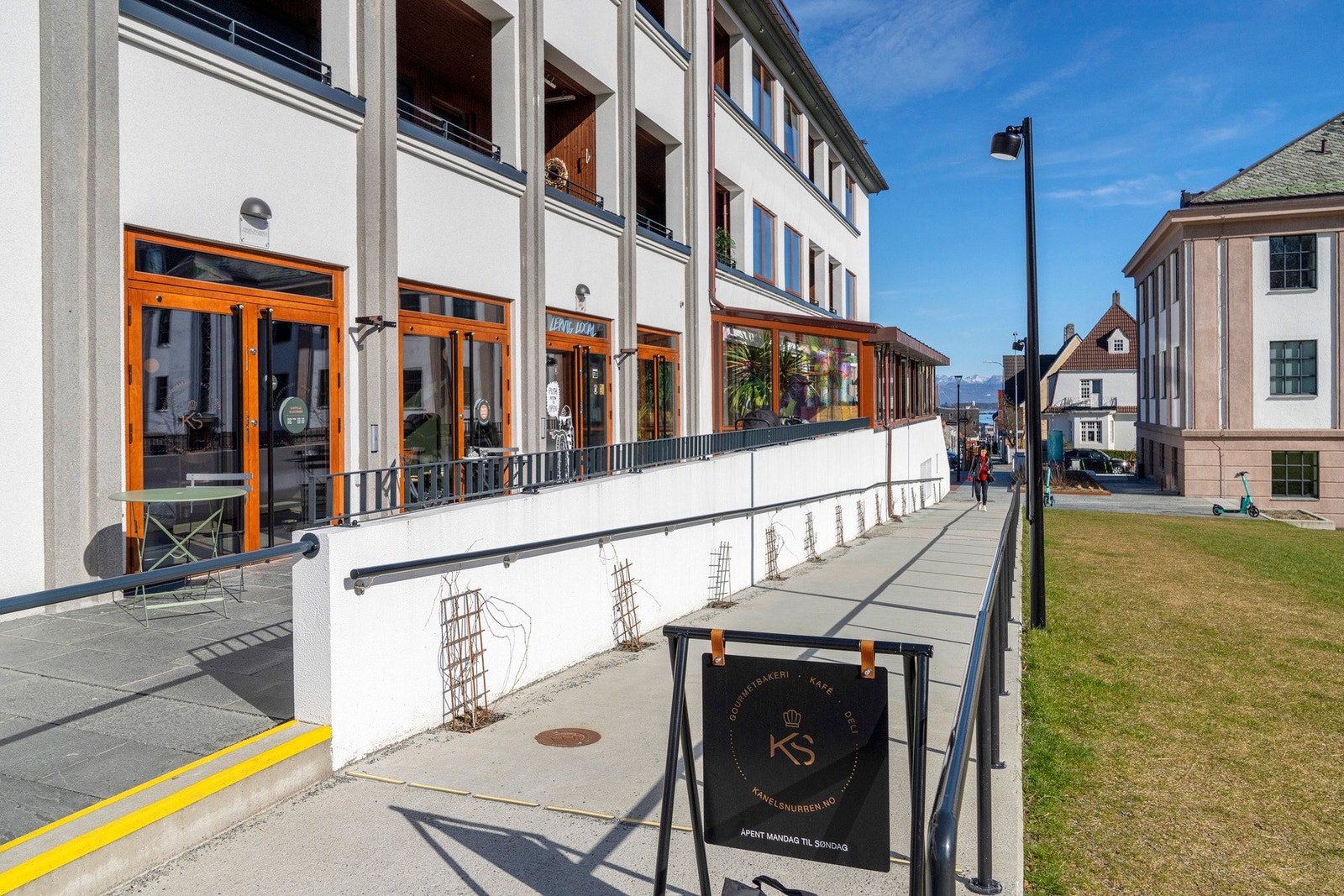 Her finner du også Kanelsnurren Galleribilde