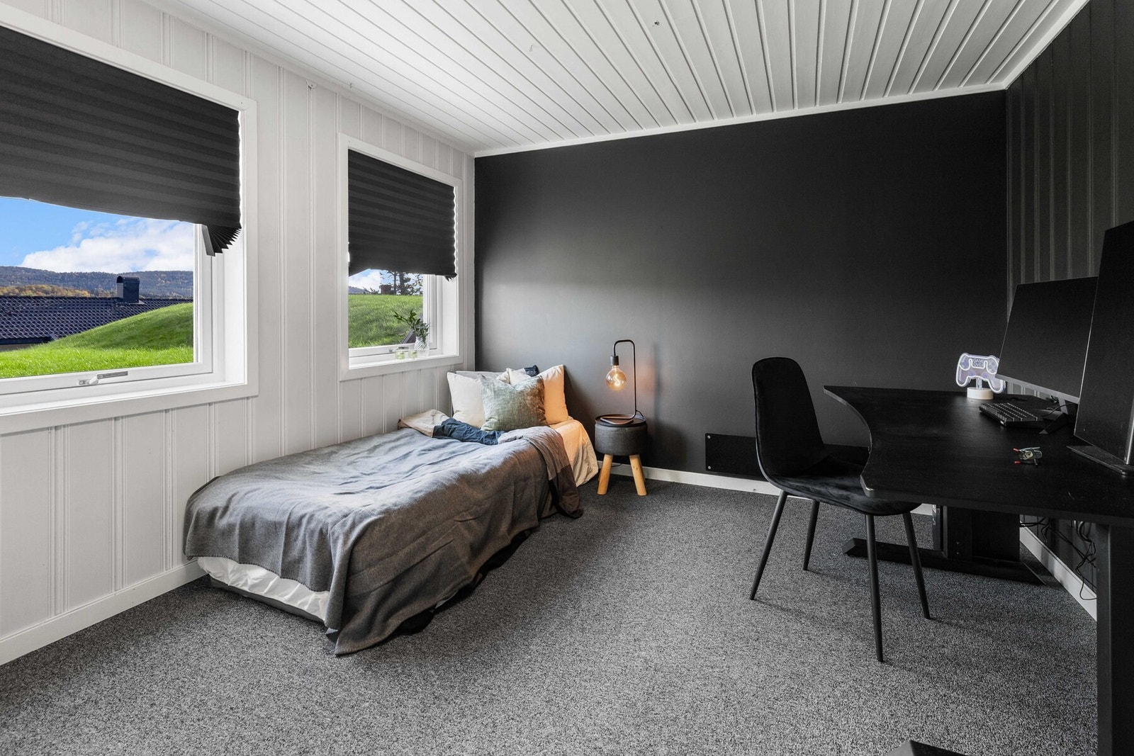 Soverom 6 beliggende i underetasjen. Galleribilde