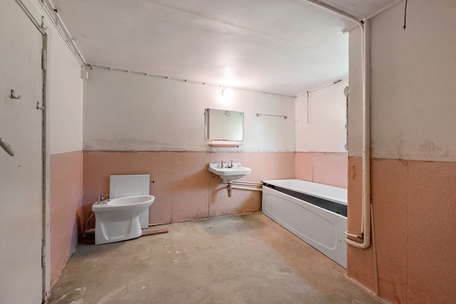 Bad/vaskerom Galleribilde