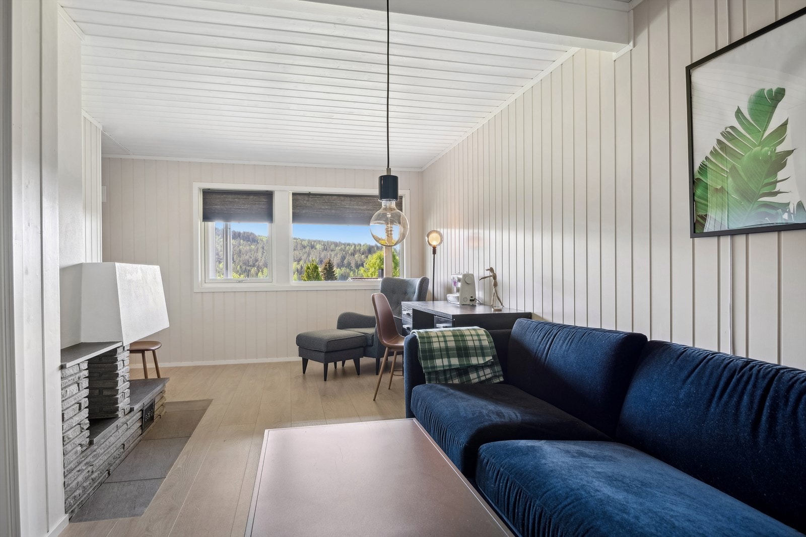 Dette er et praktisk rom om flere i familien ønsker å benytte oppholdsrommet samtidig. Galleribilde