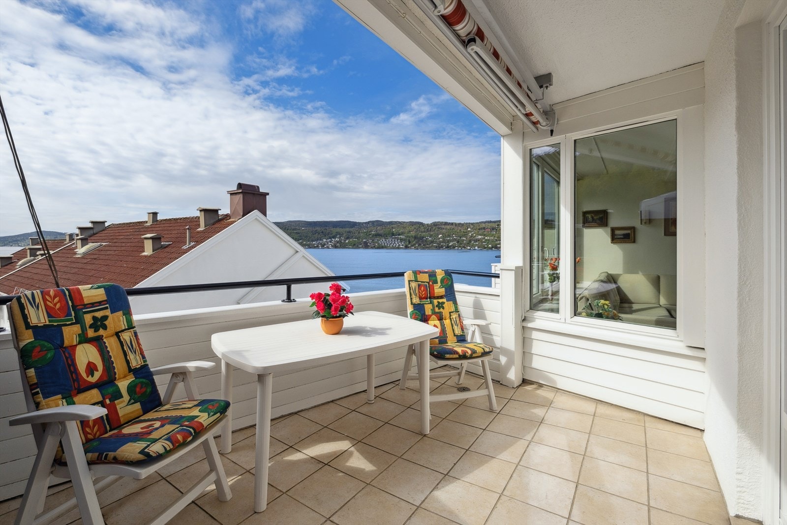 Denne leiligheten er en sjelden mulighet i Drøbak sentrum. Galleribilde