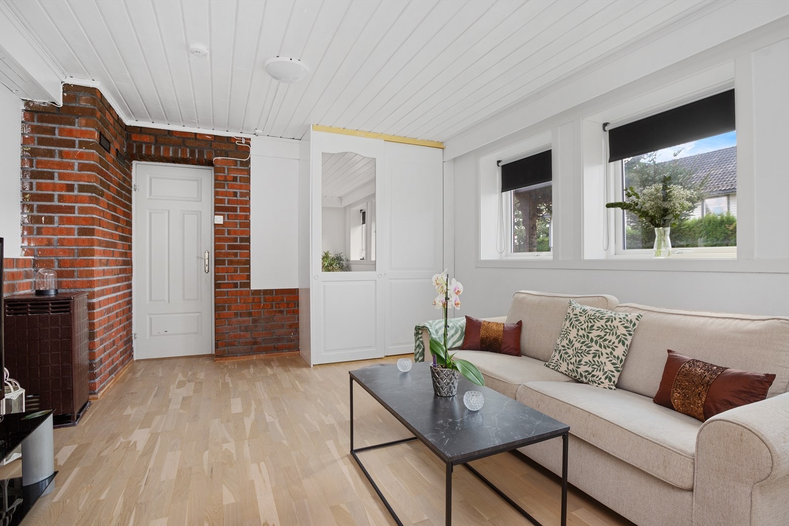 Soverom/stue i 1. etasje Galleribilde