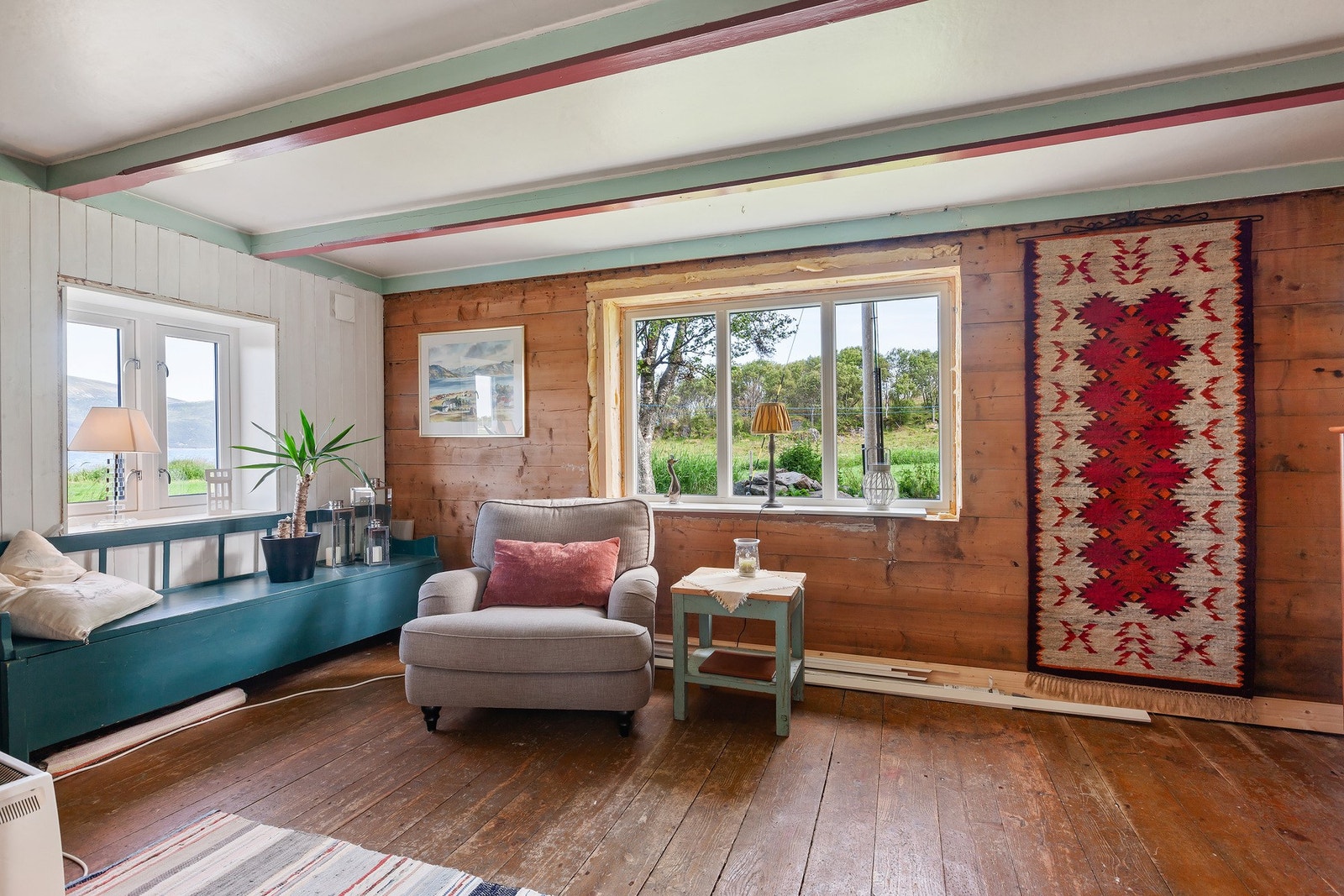 Stuen åpner seg mot naturen Galleribilde