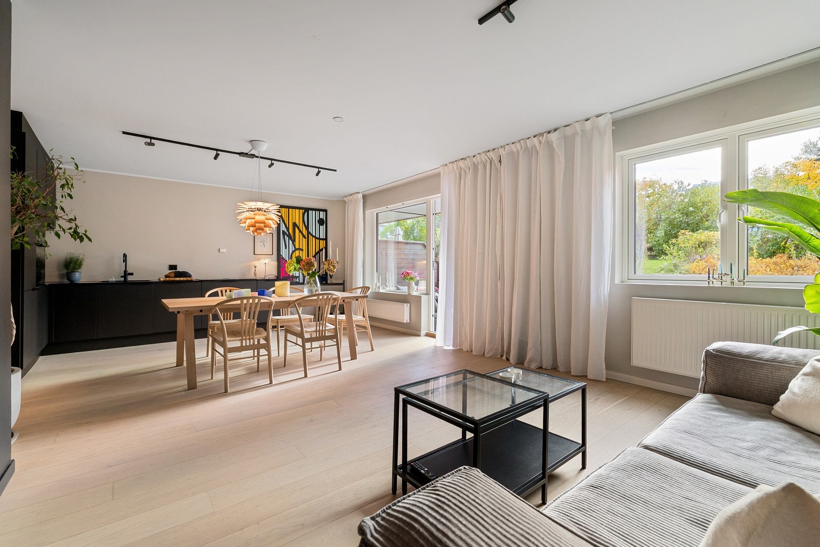 Nye vinduer i 2025. Oppgradert sikringsskap i 2021. Galleribilde