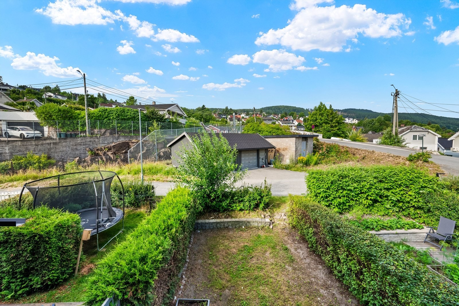 Utsikt fra balkongen i 2.etasje. Galleribilde