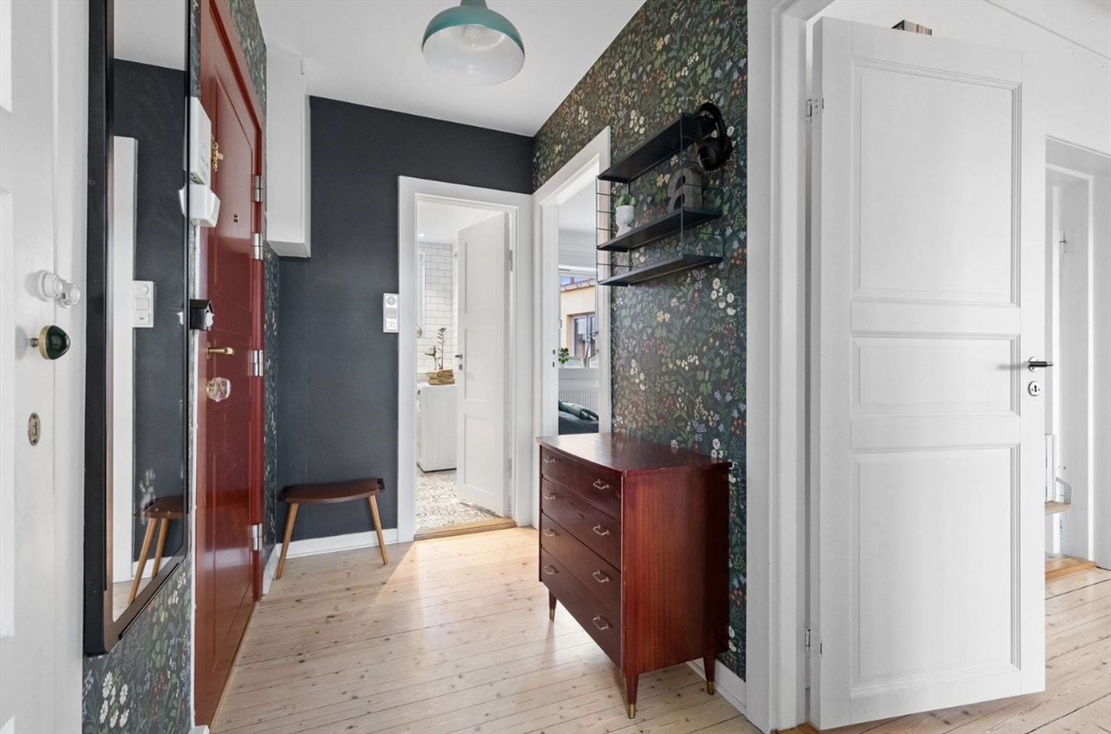 Hyggelig entre. Galleribilde