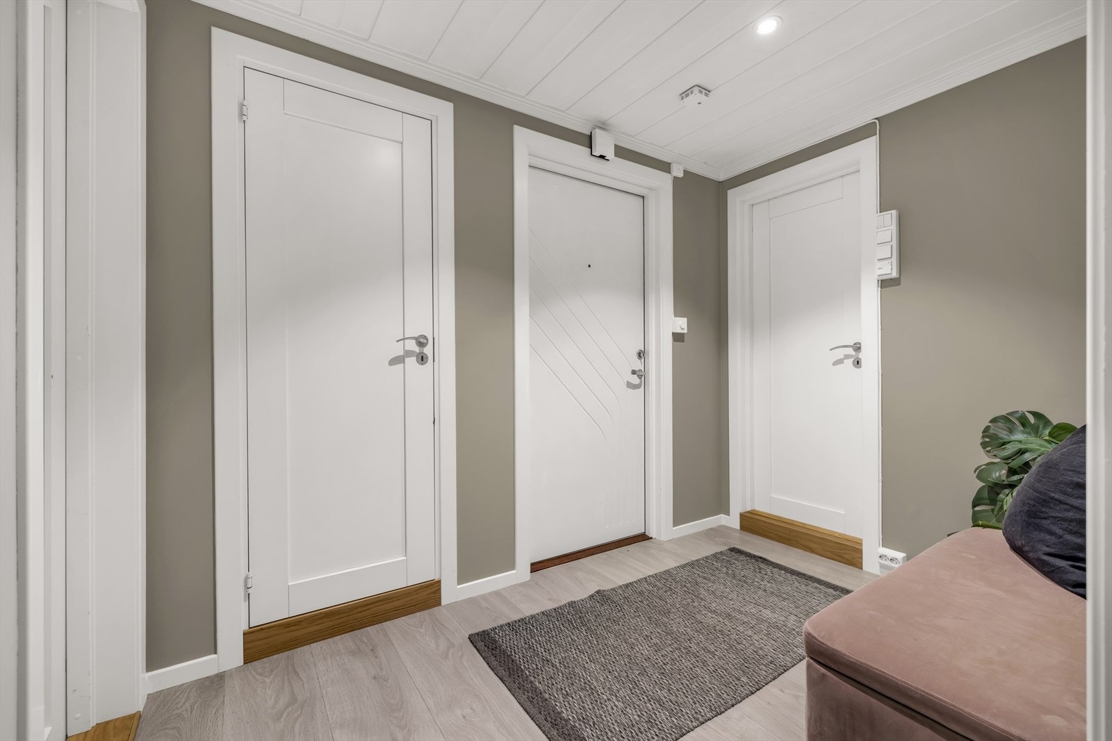 Entré/gang. Galleribilde