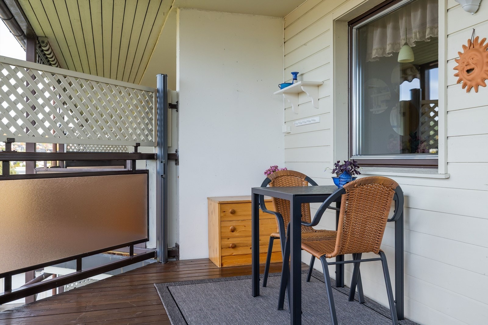 Det er tillatt med elektrisk grill på balkongen. Galleribilde