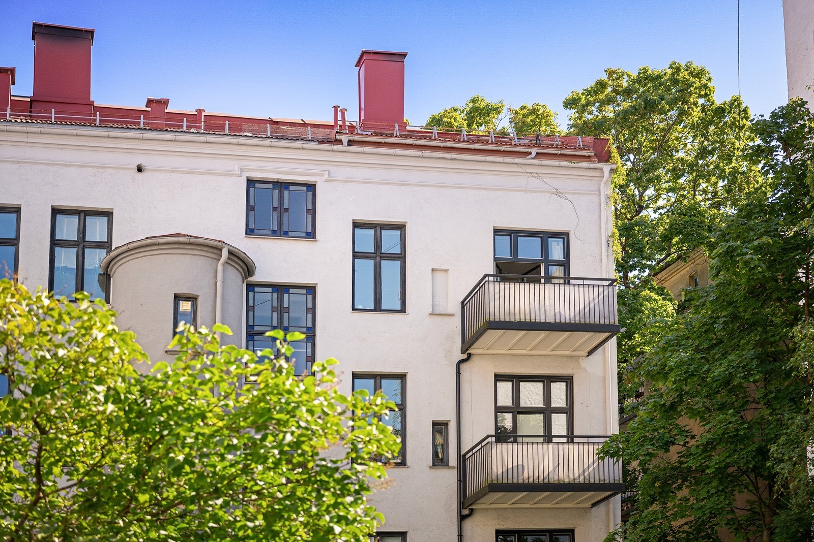 Rolig beliggenhet i indre gård, tilbaketrukket fra vei og støy Galleribilde