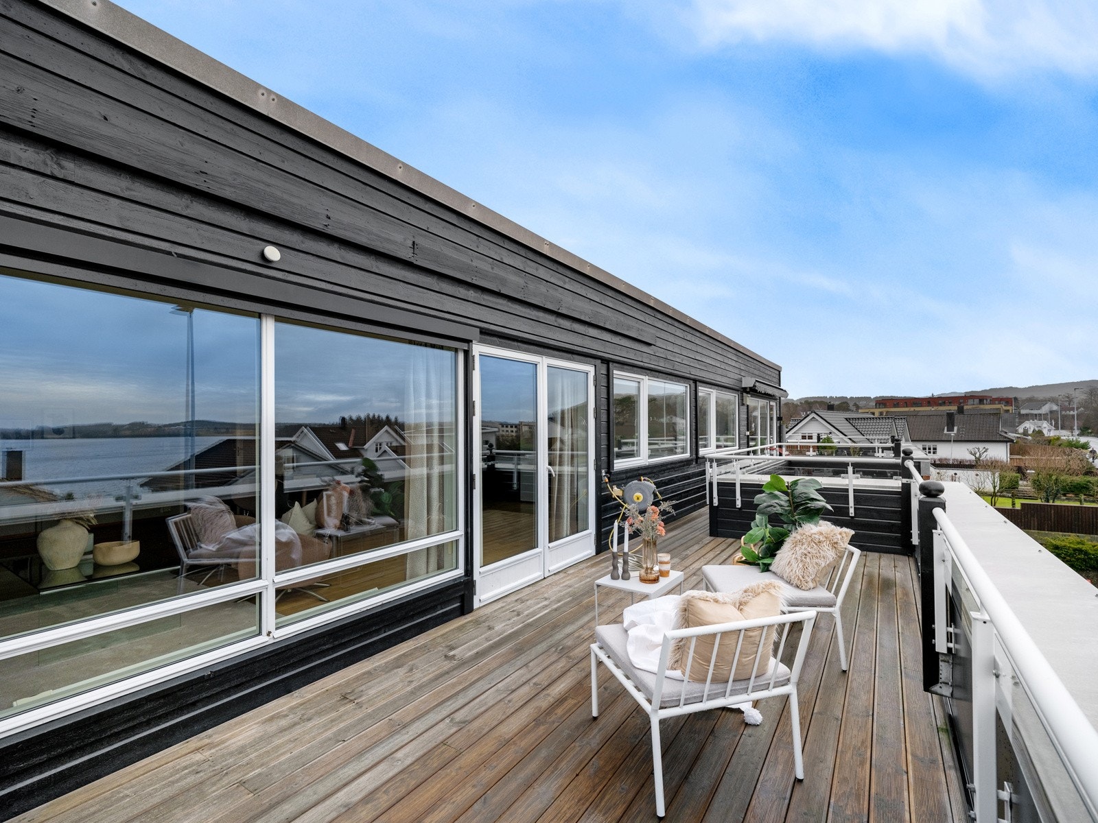 God plass til både venner og familie. Galleribilde