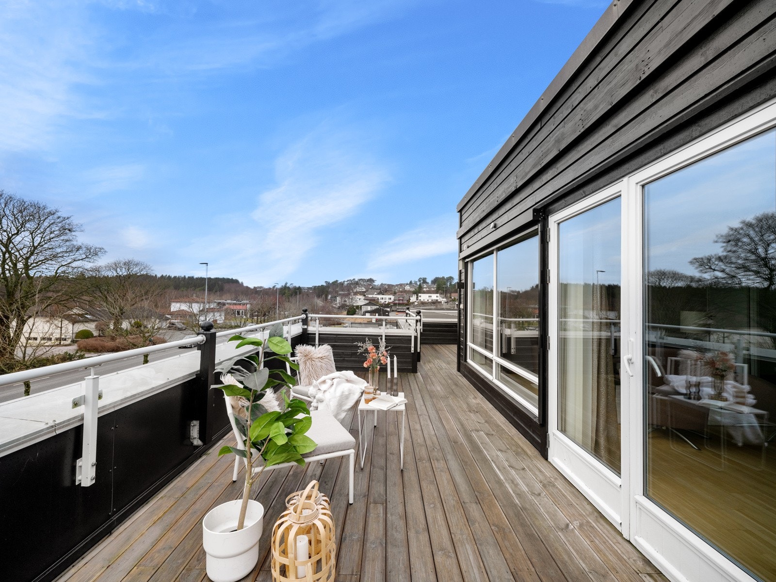 Eiendommen ligger i et attraktivt og sentralt område på Kverneland. Galleribilde