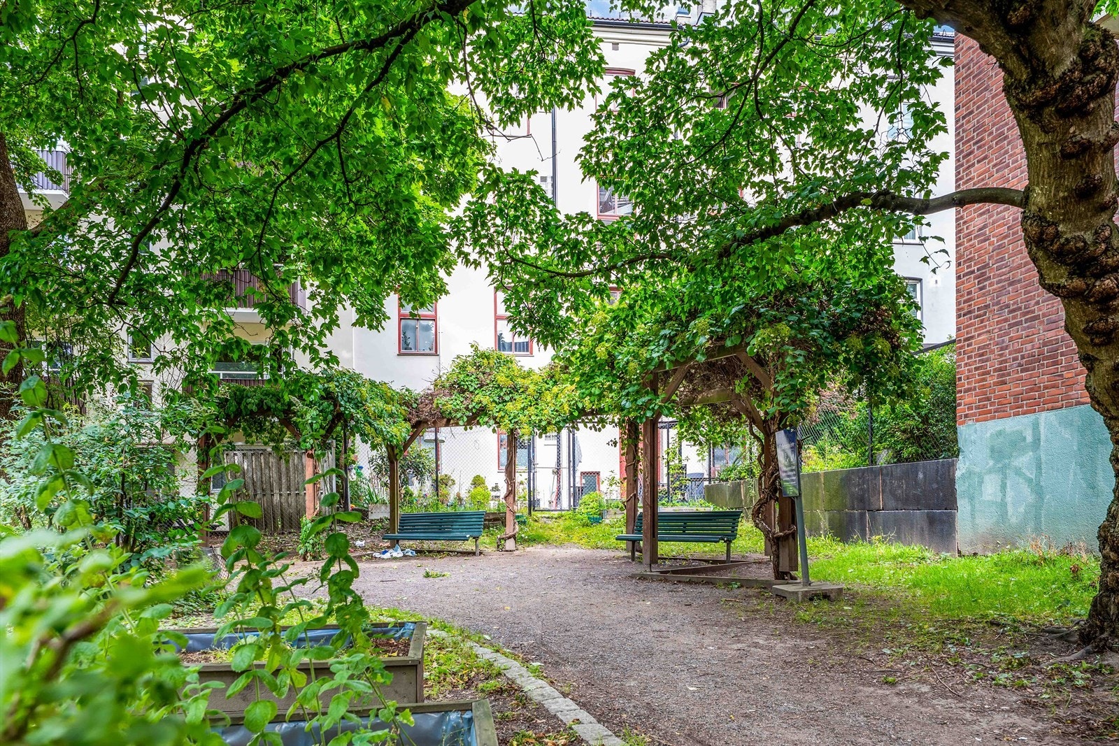 Sameiet Sandakerveien 23 består av 48 boligseksjoner og 2 næringsseksjoner Galleribilde