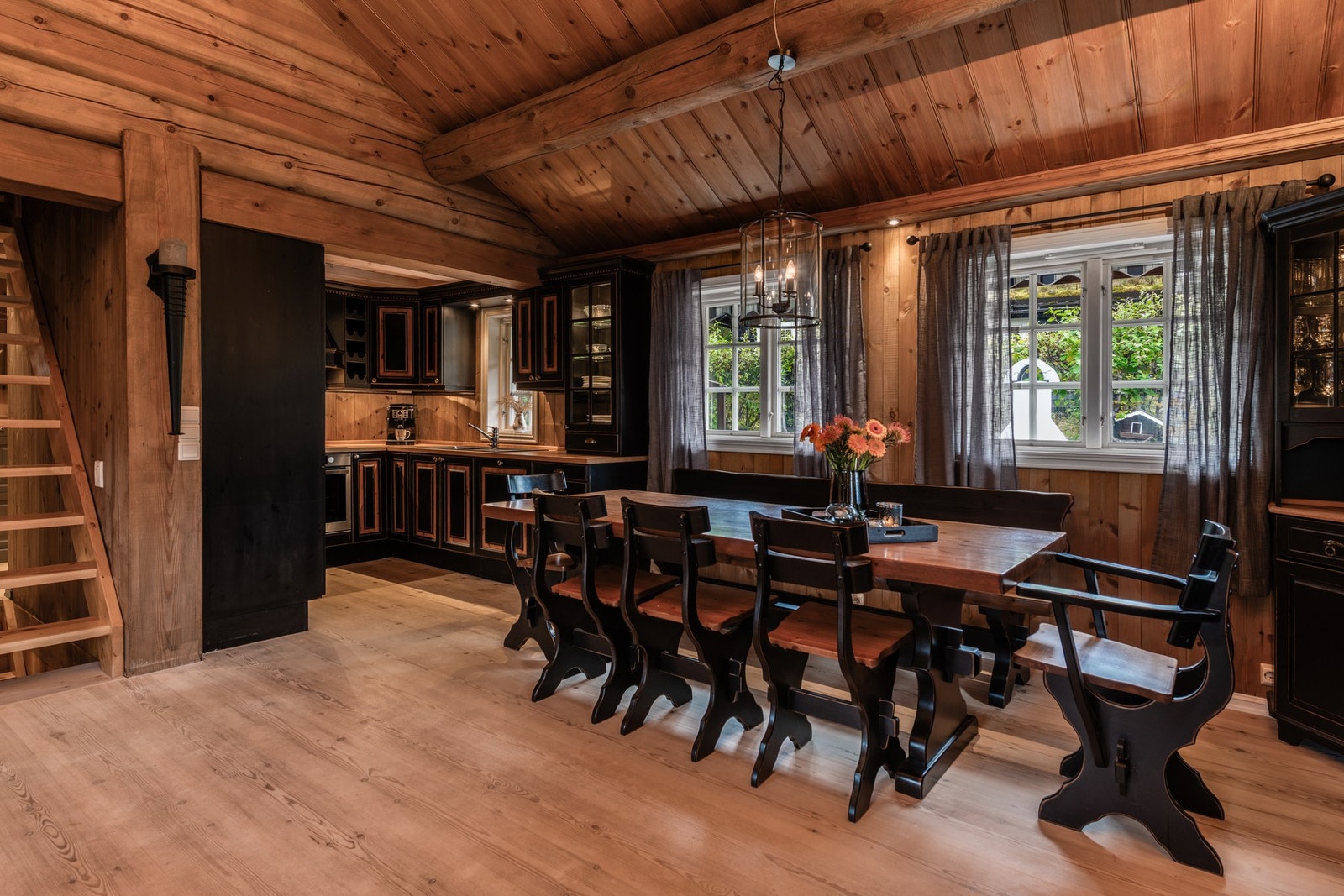 Inviter nære og kjære til de gode måltidene Galleribilde