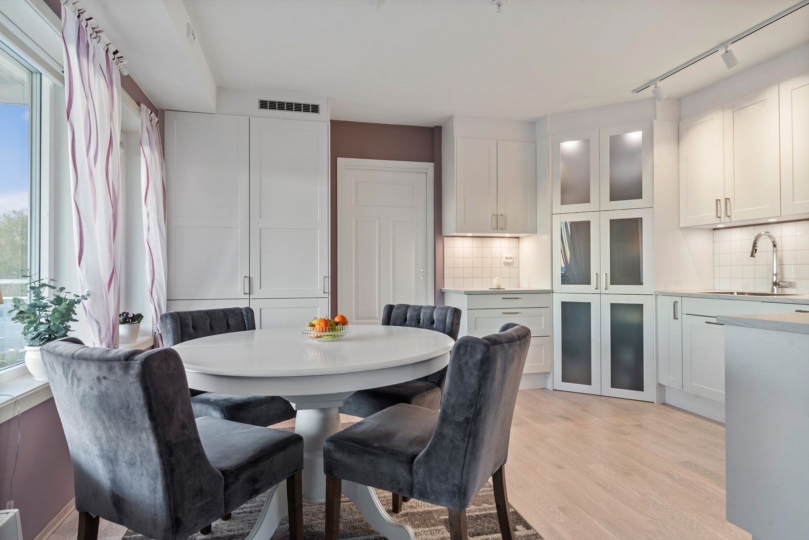 Plass til spisebord Galleribilde