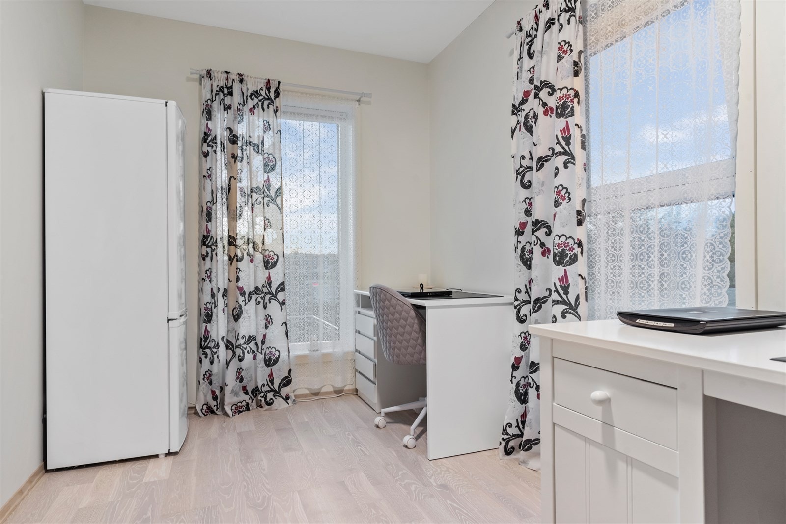 Soverom/kontor Galleribilde