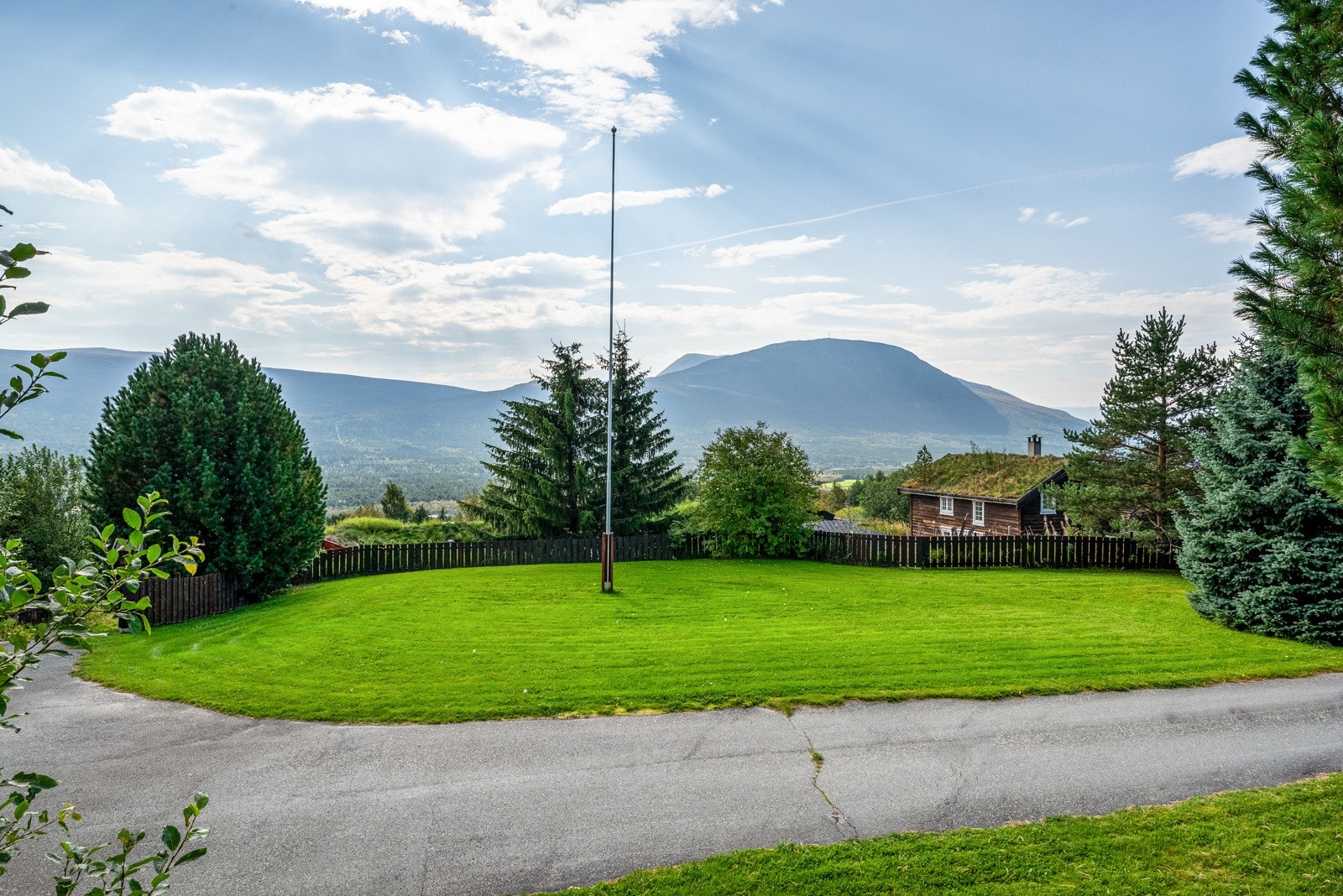 Gårdstun Galleribilde