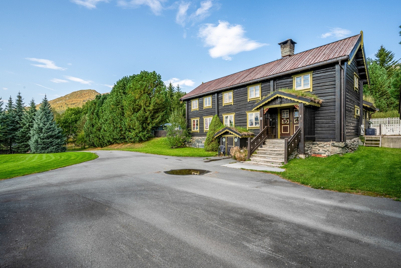 Gårdstun Galleribilde