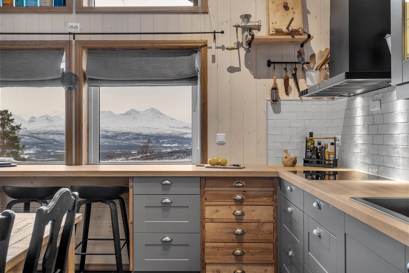 Nydelig utsikt, også fra kjøkkenet. Galleribilde