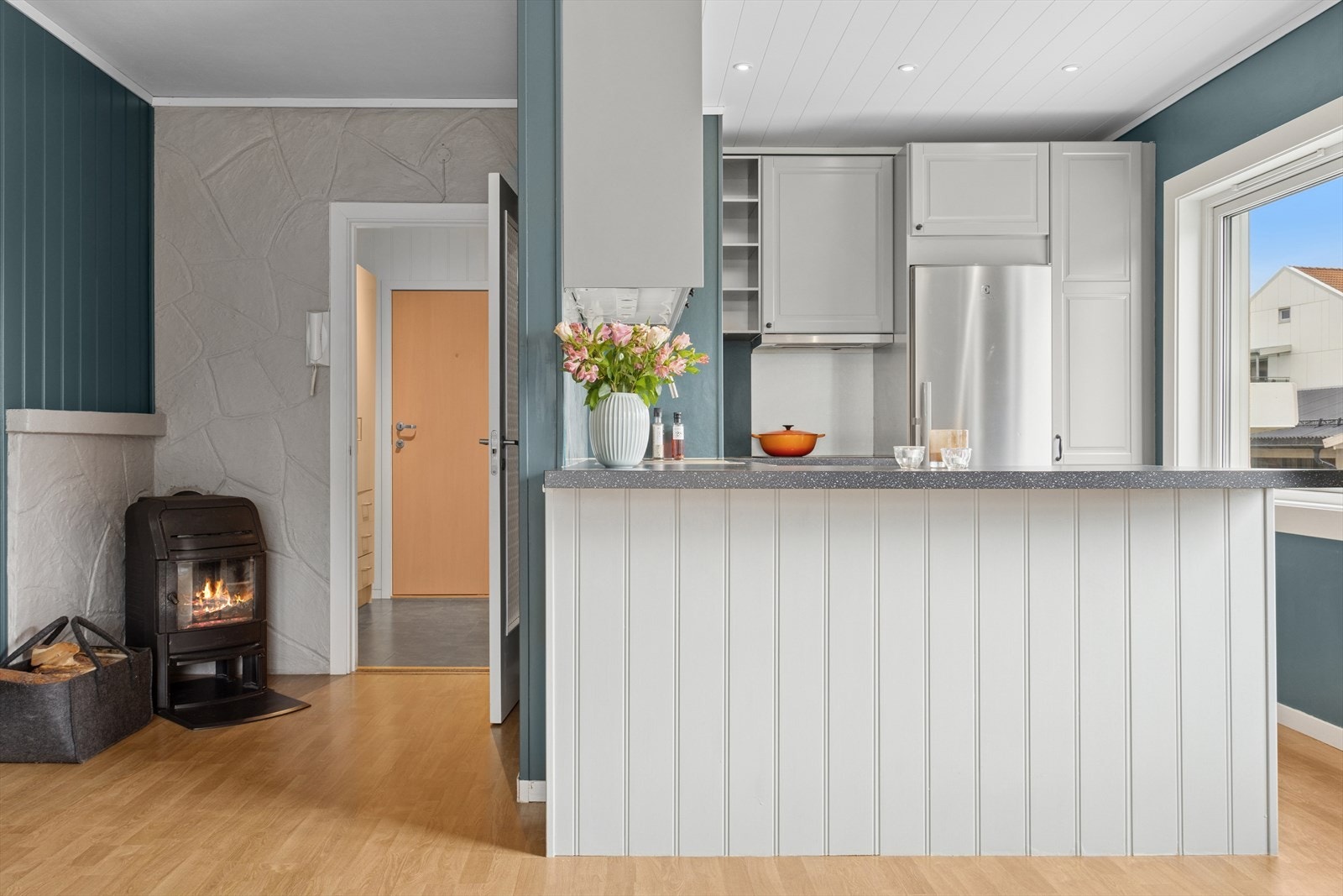 Smart barløsning på kjøkkenet. Galleribilde