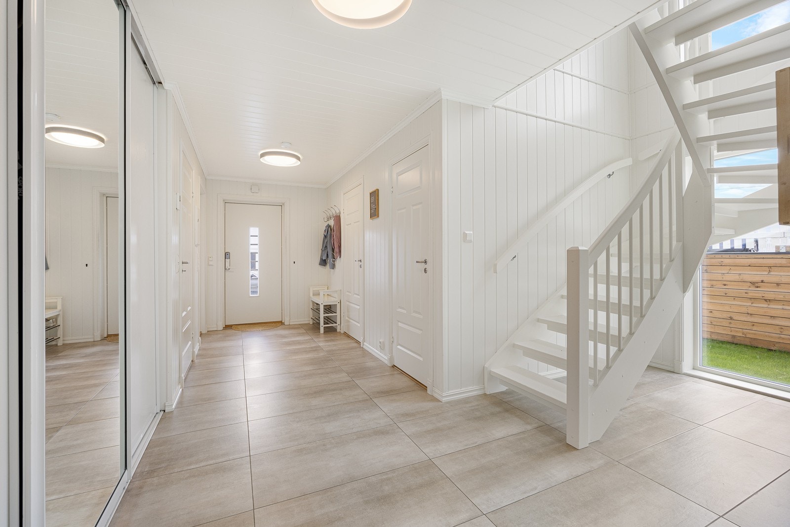 Entre/trappegang Galleribilde