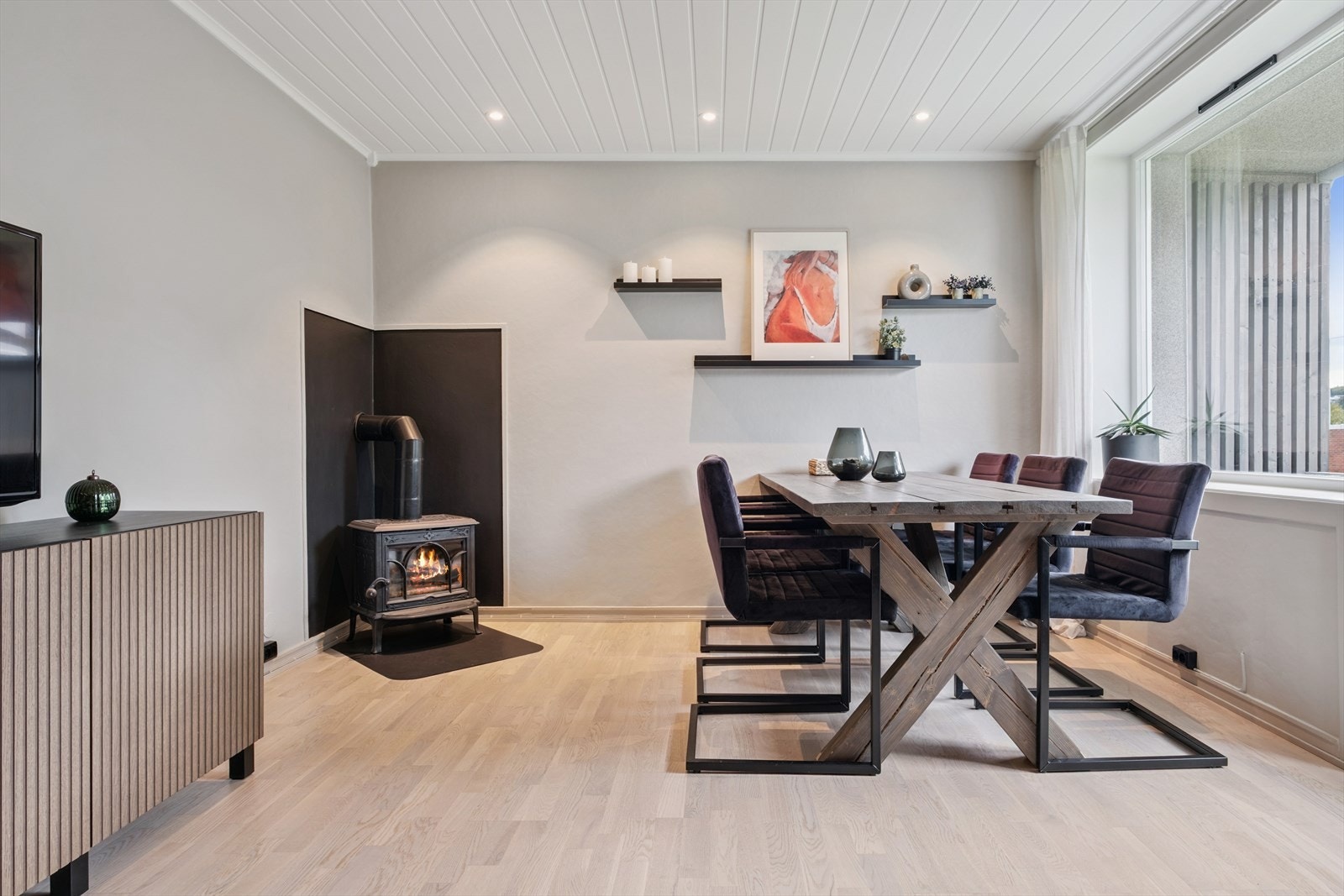 Lys og trivelig stue Galleribilde