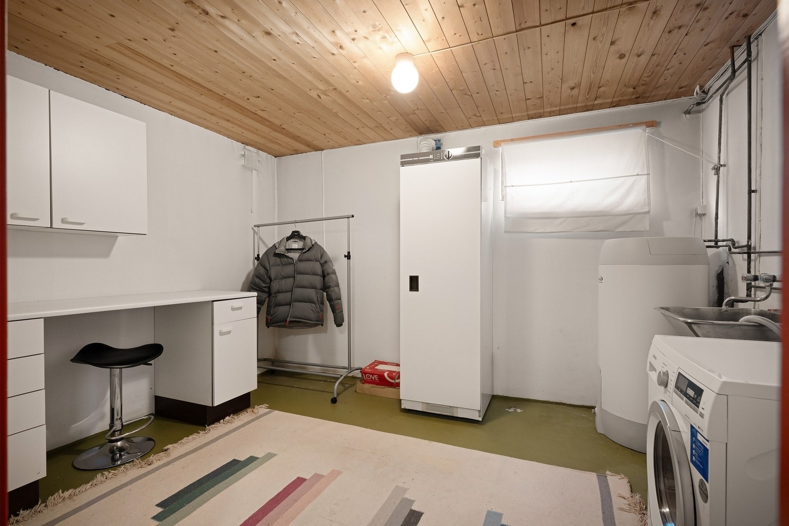 Vaskerom Galleribilde