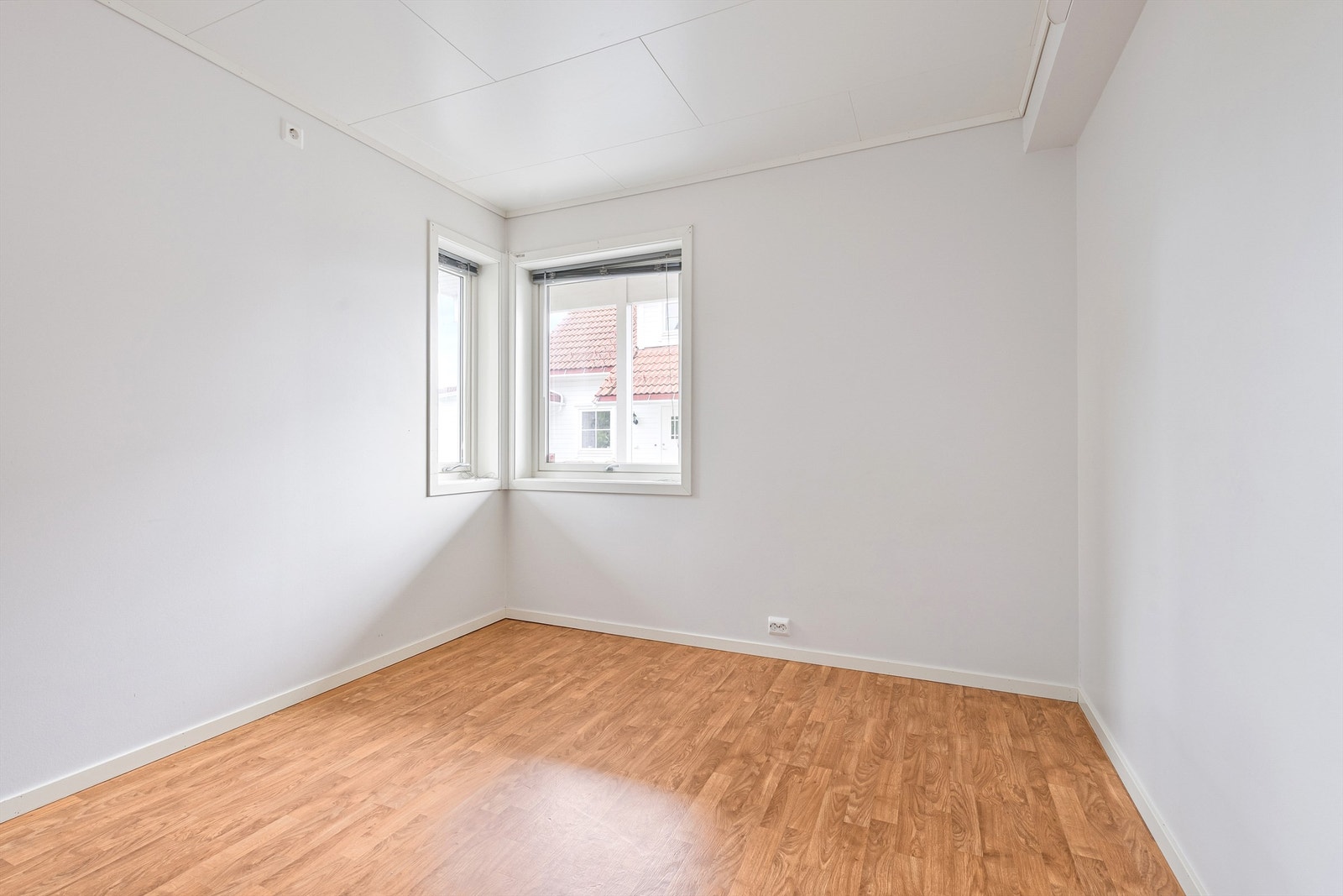 Soverom 2 med tilkomst fra entrè Galleribilde