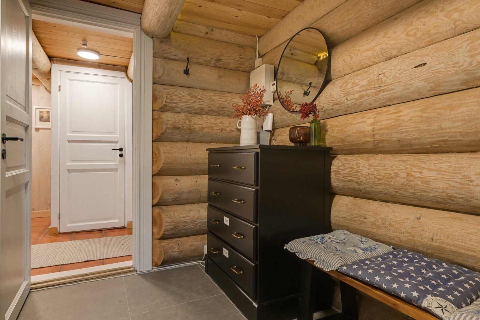 Plass til flere møbler i gangen Galleribilde