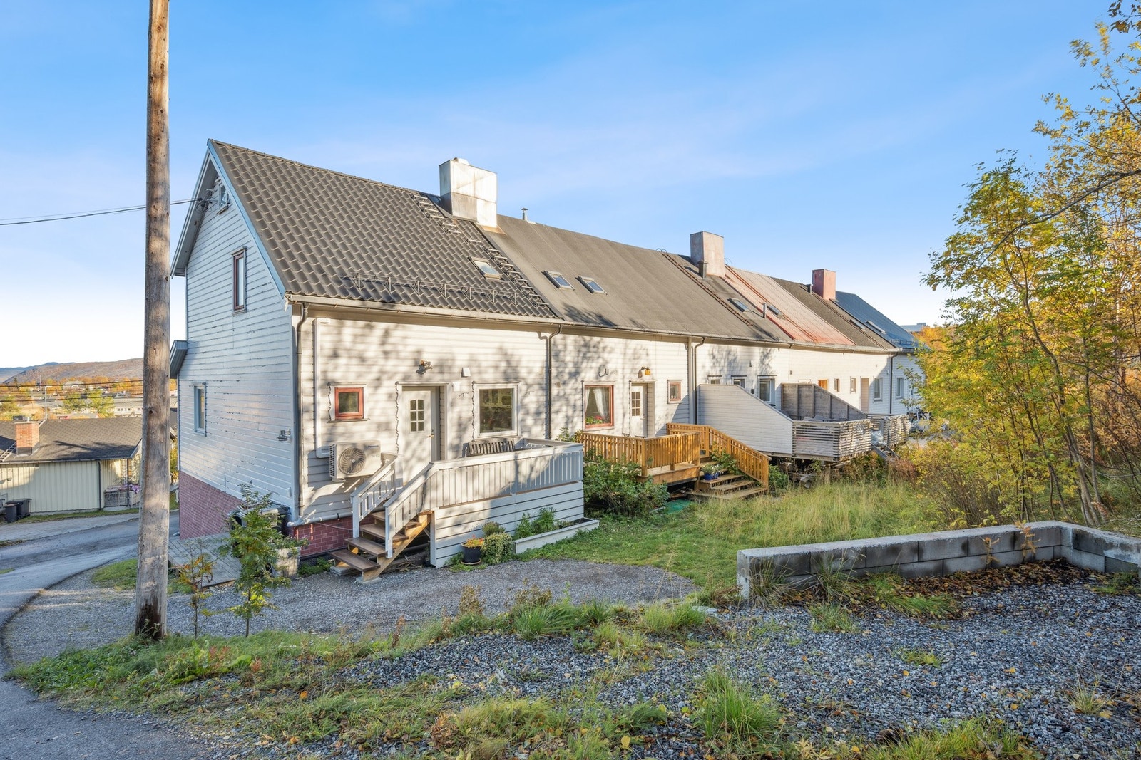 Velkommen til Solheimsveien 14 A - Rekkehus med 2 boenheter. Foto: EFKT. Galleribilde