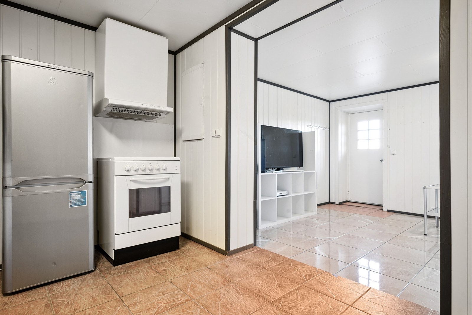 Kjøkken og stue underetasje Galleribilde