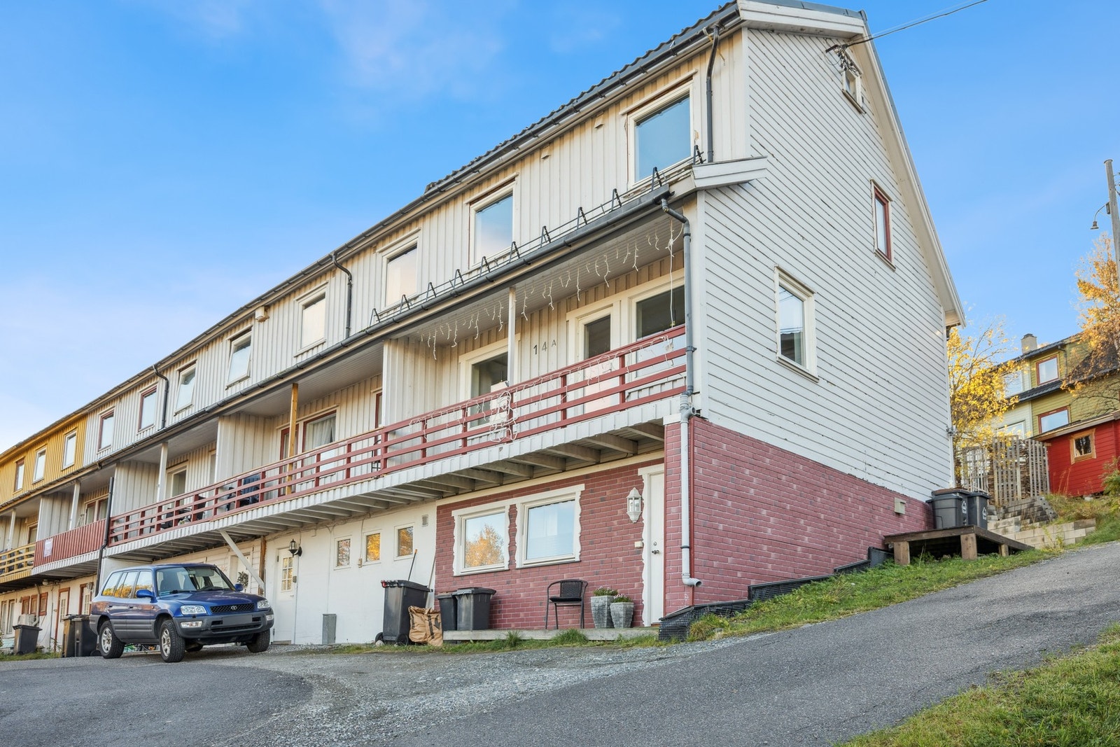 Boligen har en egen separat boenhet i underetasjen Galleribilde