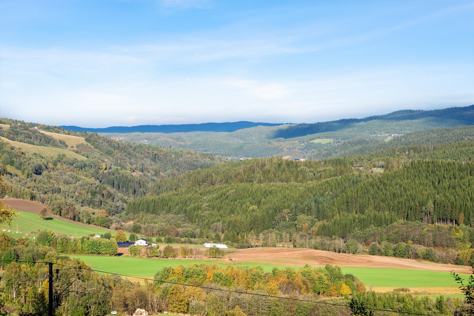 Her har man tilgang til vakker natur med mange nydelige turstier. Galleribilde