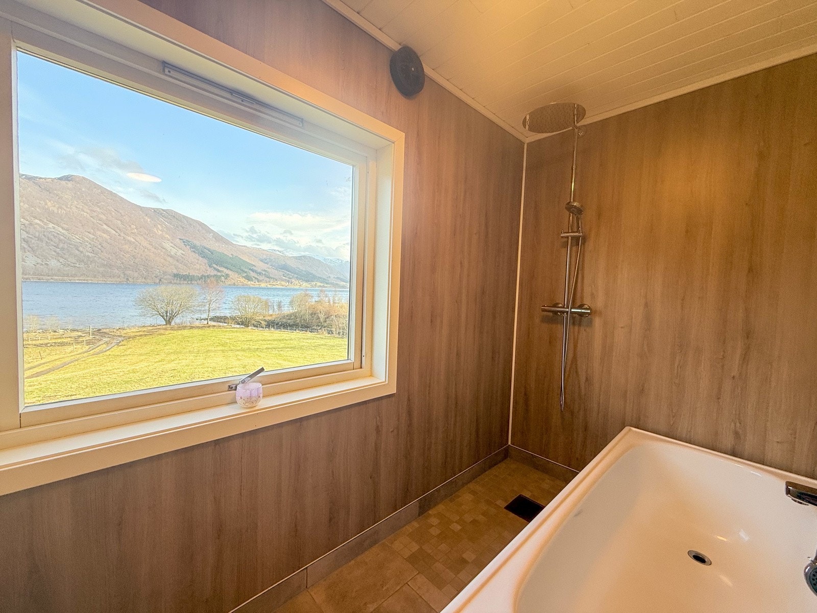 Badekar med utsikt Galleribilde