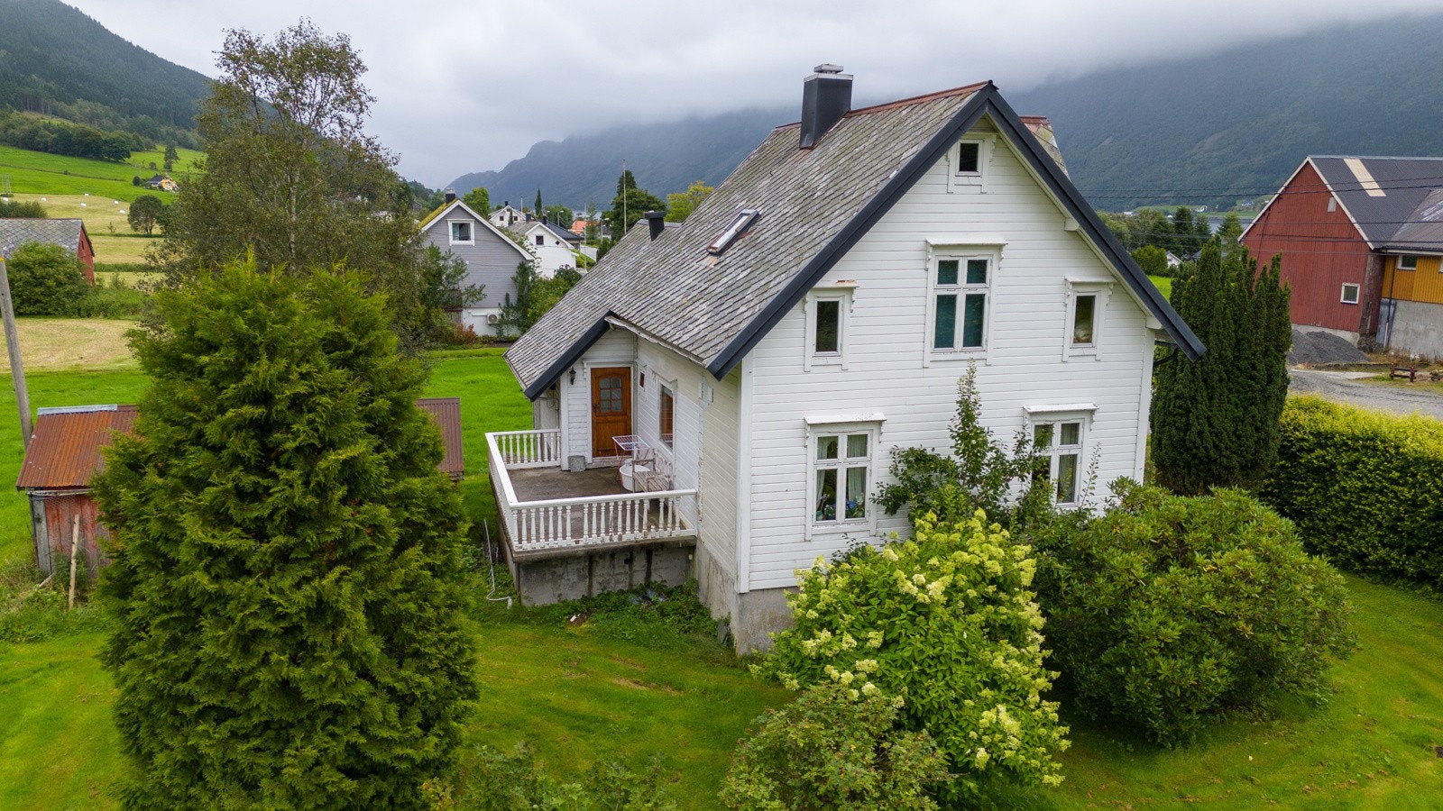 Fin og ærverdig kårbolig oppført 1923 Galleribilde